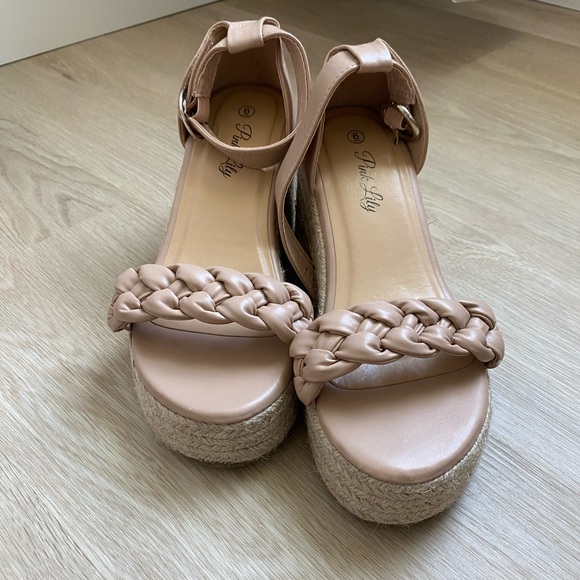 Shoes - Brown espadrille wedges